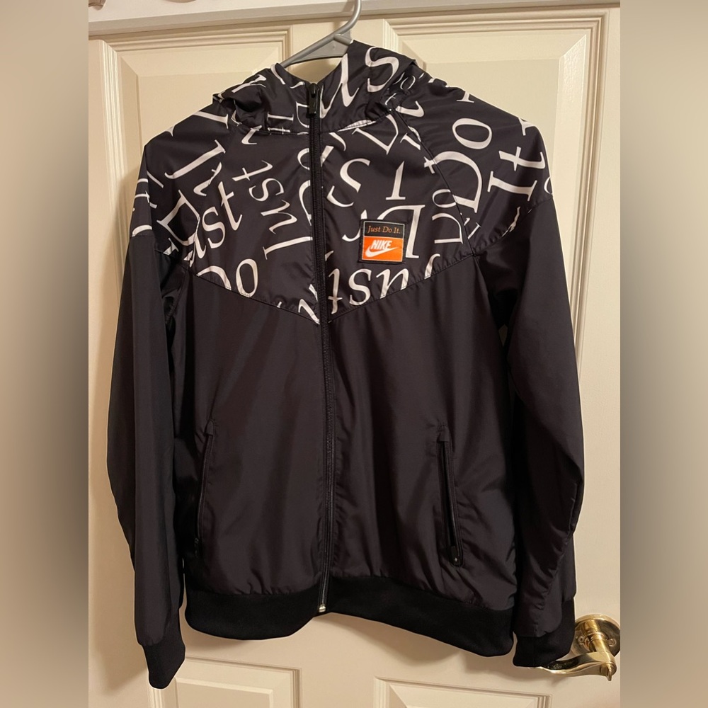 Nike Hooded Lightweight Jacket